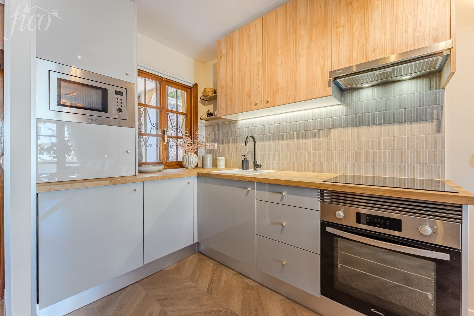 Tenerife - Torviscas Alto 1