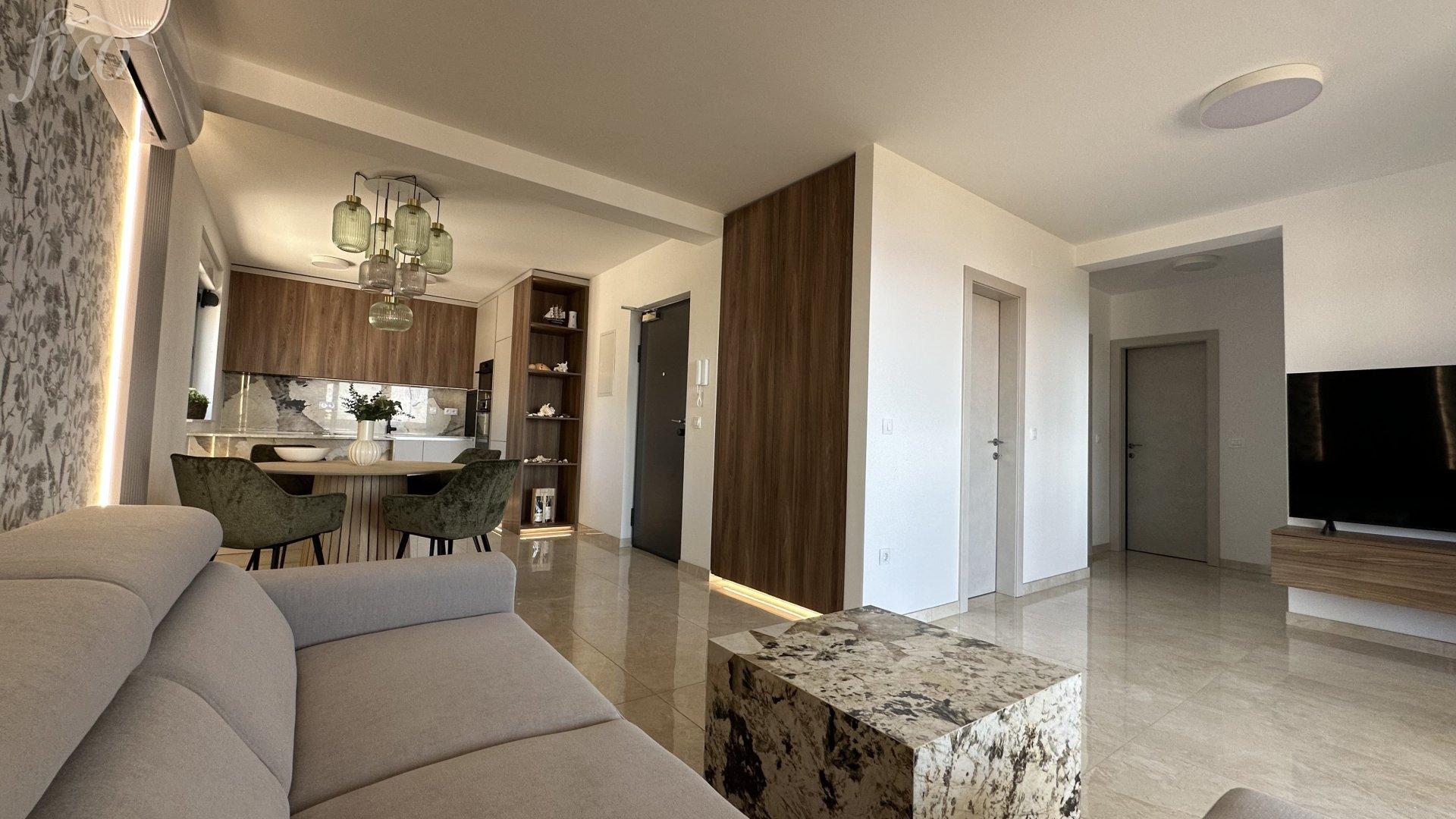 Rogoznica - Zečevo Rogozničko 3